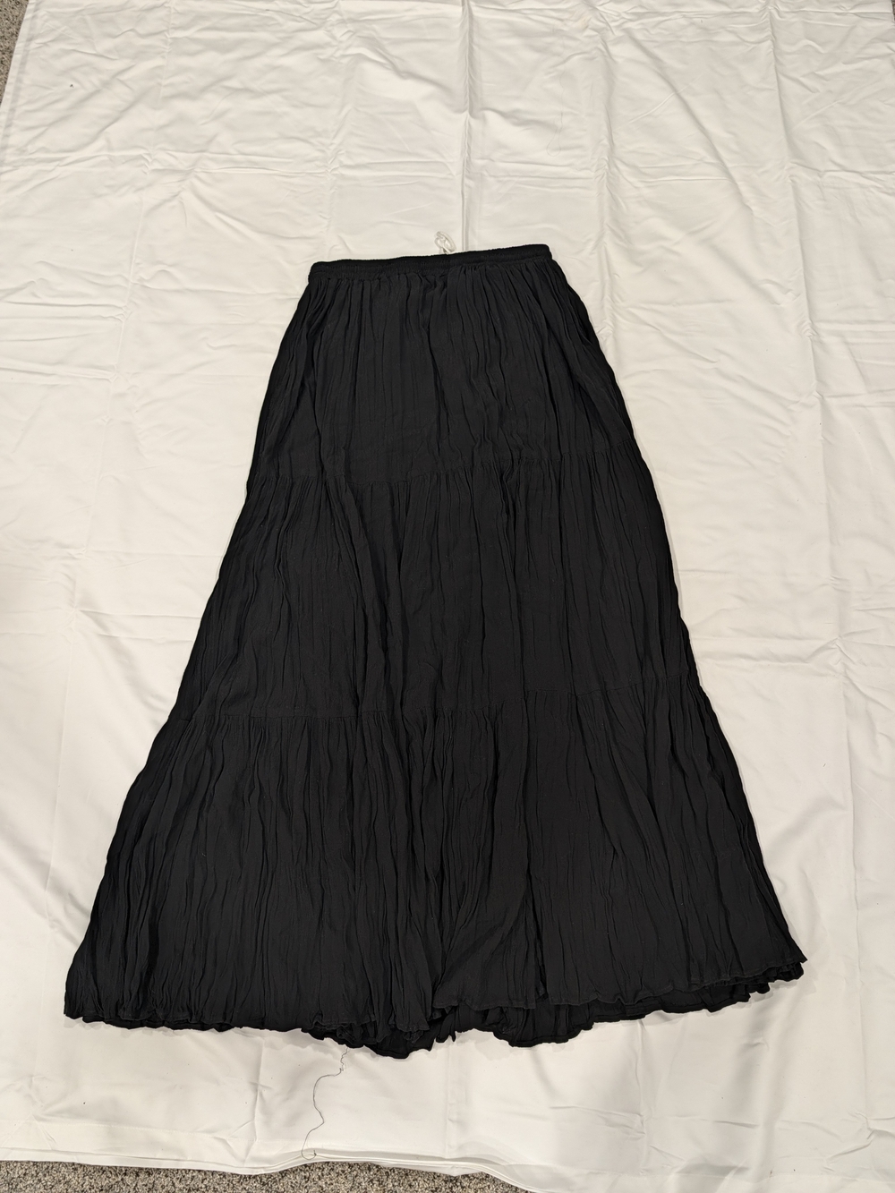 Tiered Crinkle Maxi Skirt — Black